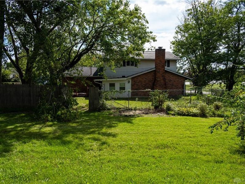 5741 Toulon Court, Huber Heights, OH 45424 Photo 27