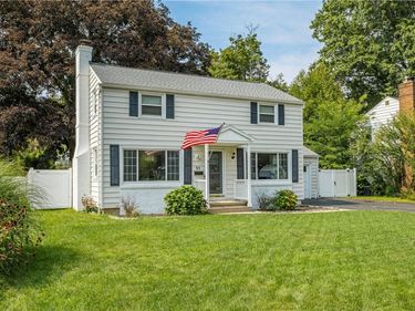 85 Keswick Road, Rochester, NY 14609