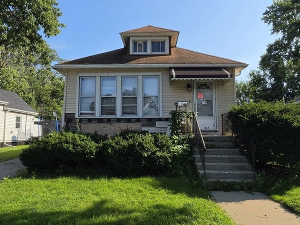 2331 Desplaines Street , Blue Island, IL 60406