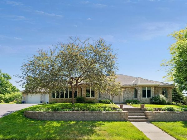 700 Spruce Drive , Hudson, WI 54016