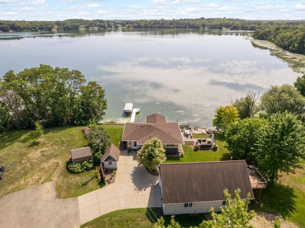 20341 Fairlawn Avenue , Prior Lake, MN 55372