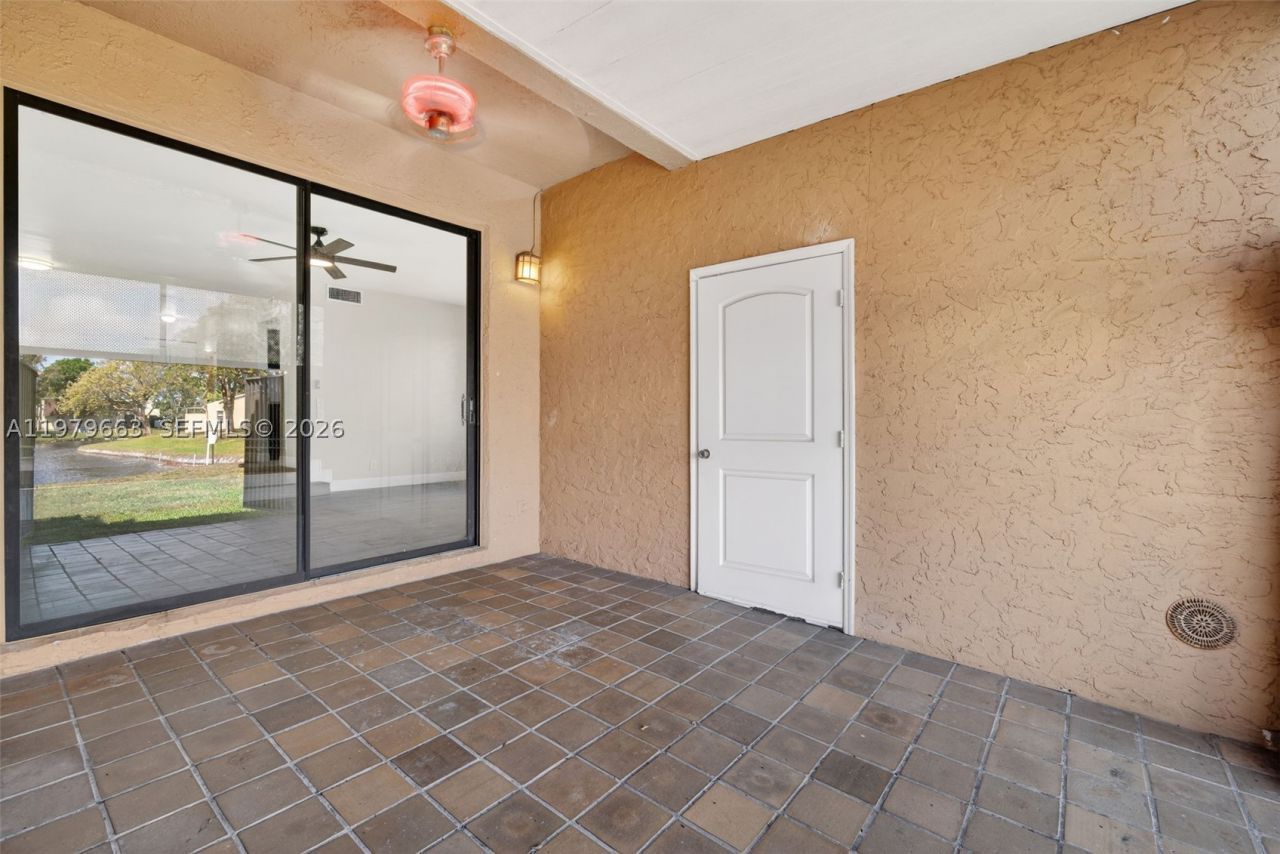 1451 NW 92nd , Unit 191, Pembroke Pines, FL 33024 Photo