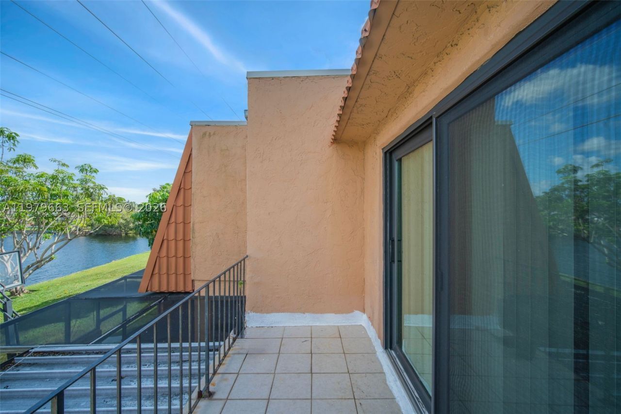 1451 NW 92nd , Unit 191, Pembroke Pines, FL 33024 Photo