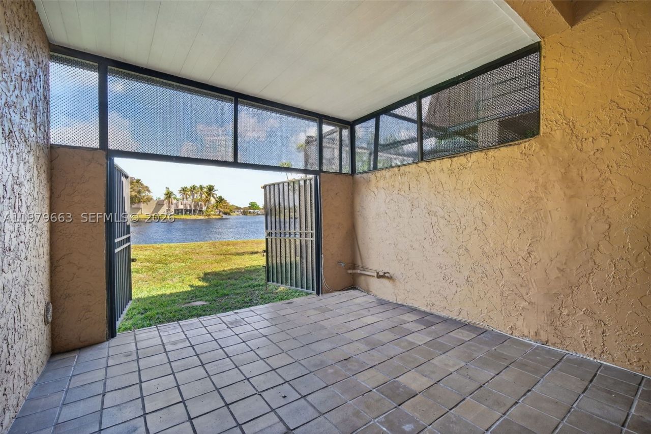 1451 NW 92nd , Unit 191, Pembroke Pines, FL 33024 Photo