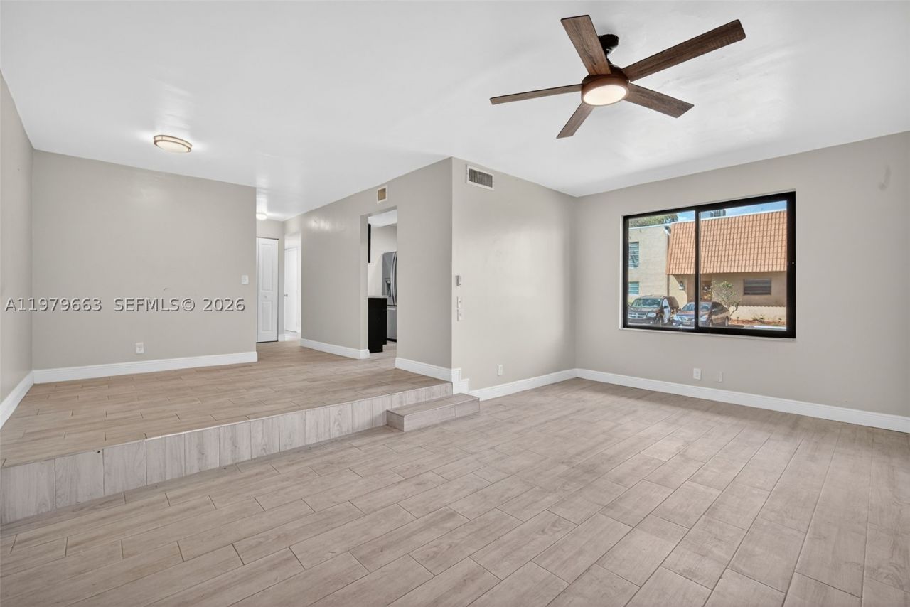 1451 NW 92nd , Unit 191, Pembroke Pines, FL 33024 Photo