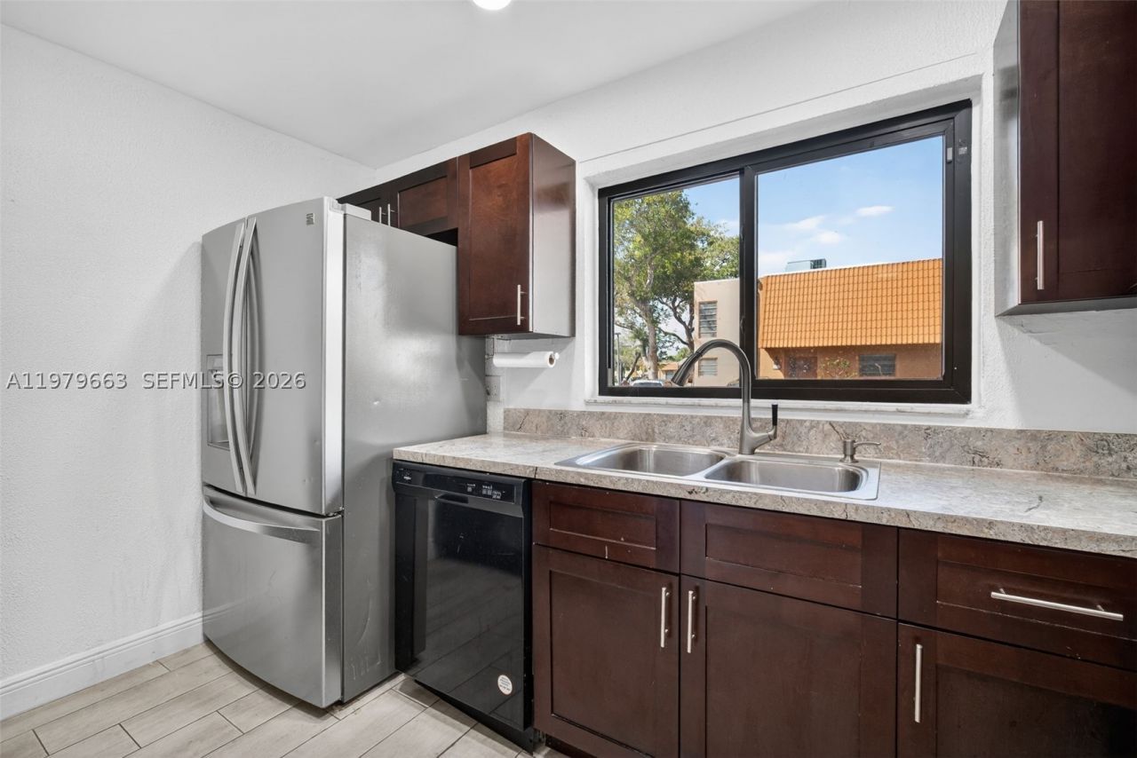1451 NW 92nd , Unit 191, Pembroke Pines, FL 33024 Photo