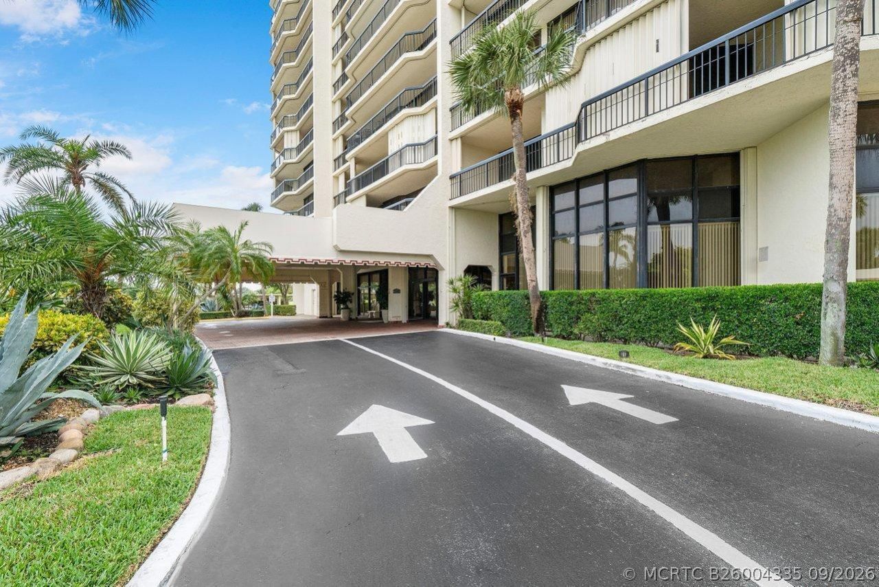 1900 Consulate Place , Unit 1205, West Palm Beach, FL 33401 Photo
