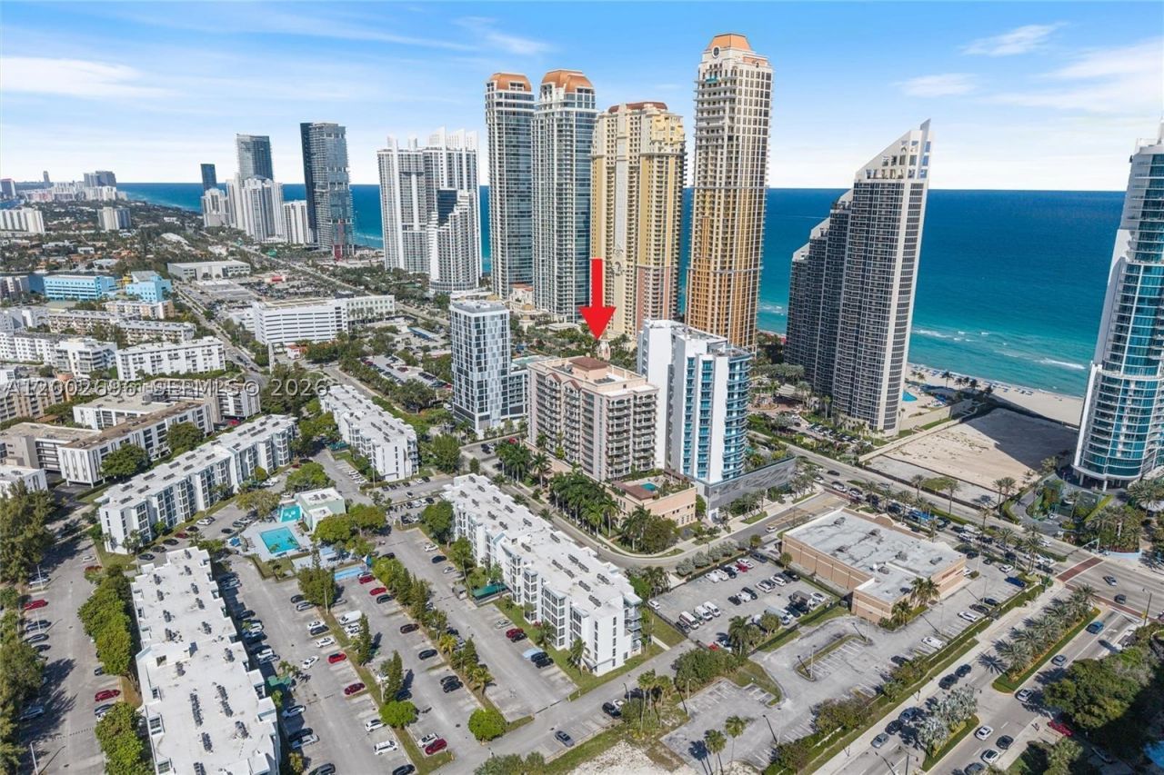 17555 Atlantic , Unit 902, Sunny Isles Beach, FL 33160 Photo