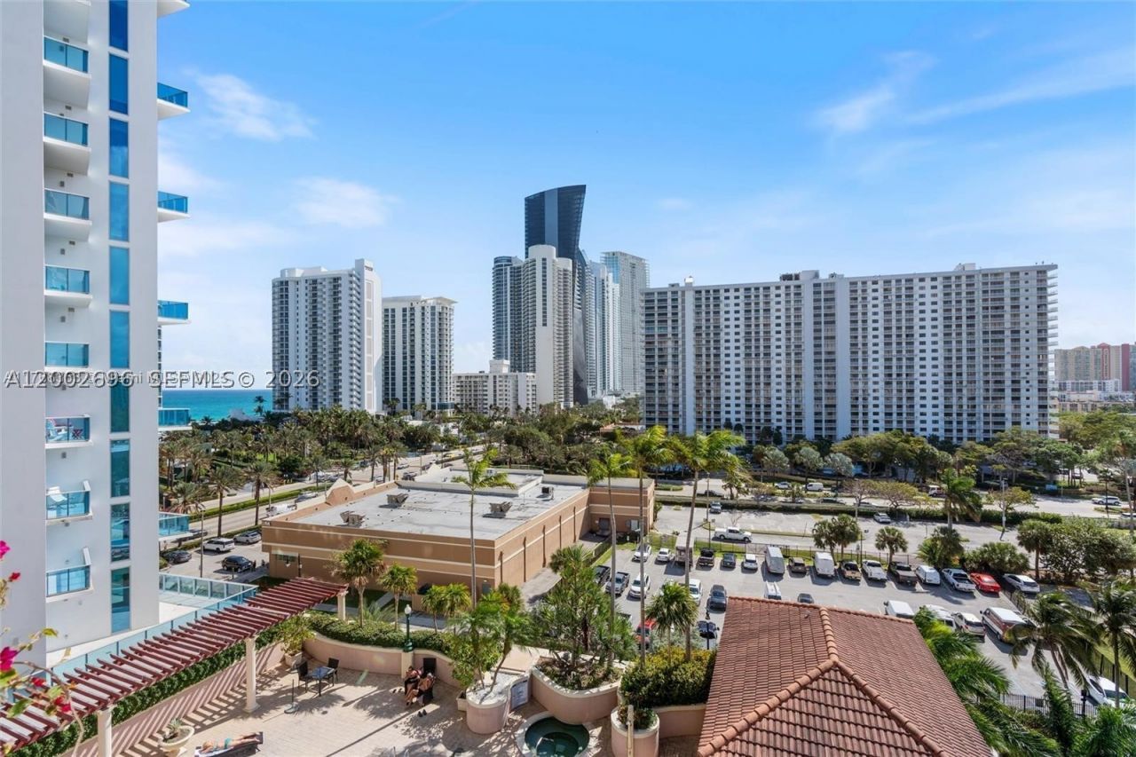 17555 Atlantic , Unit 902, Sunny Isles Beach, FL 33160 Photo