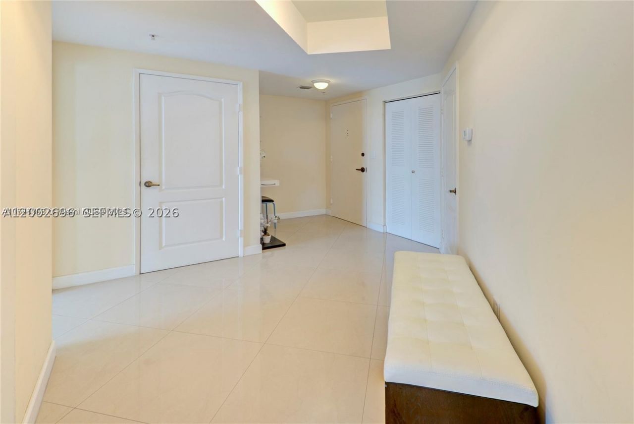 17555 Atlantic , Unit 902, Sunny Isles Beach, FL 33160 Photo