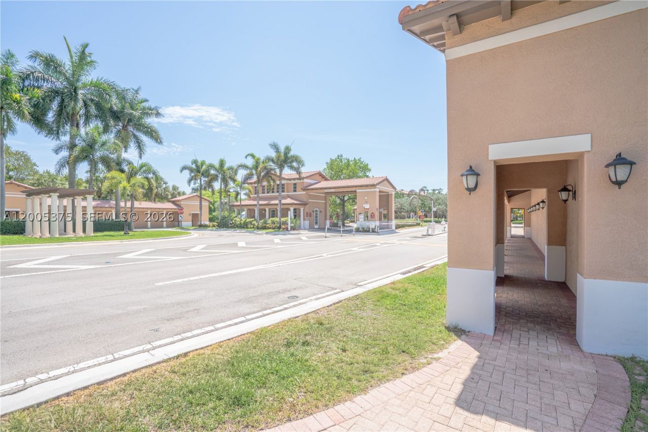 623 SW 146th , Pembroke Pines, FL 33027 Photo