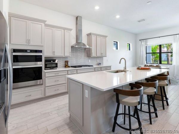 599 SE Villandry Way , Port St Lucie, FL 34984