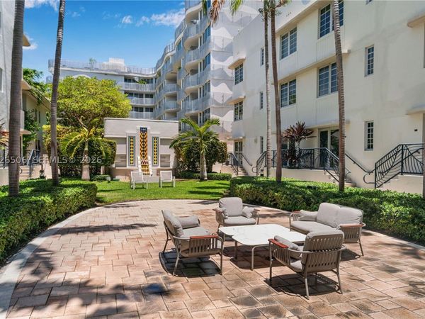 435 21st , Unit 212, Miami Beach, FL 33139