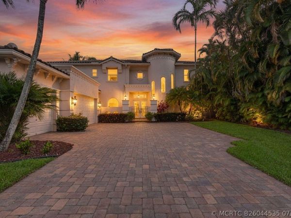 5133 Isabella Drive , Palm Beach Gardens, FL 33418