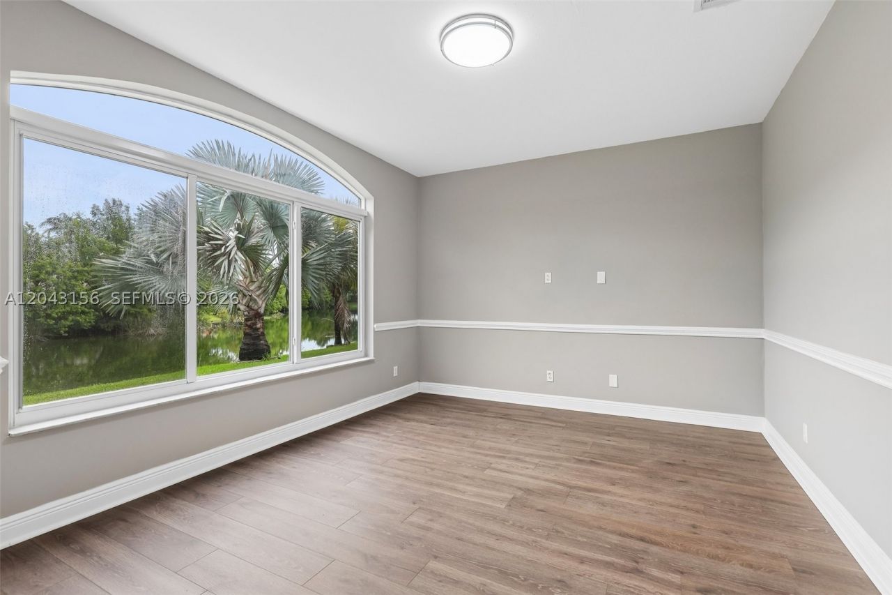 2162 NW 77th , Pembroke Pines, FL 33024 Photo