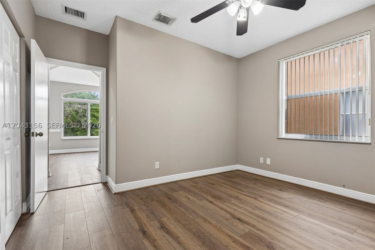 2162 NW 77th , Pembroke Pines, FL 33024 Photo
