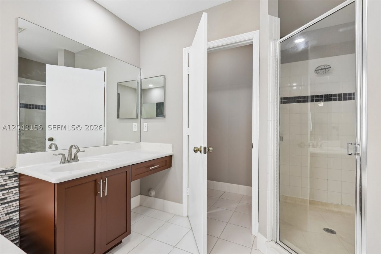 2162 NW 77th , Pembroke Pines, FL 33024 Photo