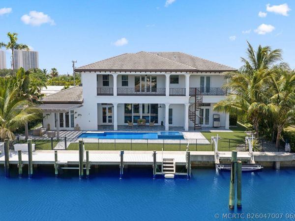 1200 Bimini Lane , Riviera Beach, FL 33404