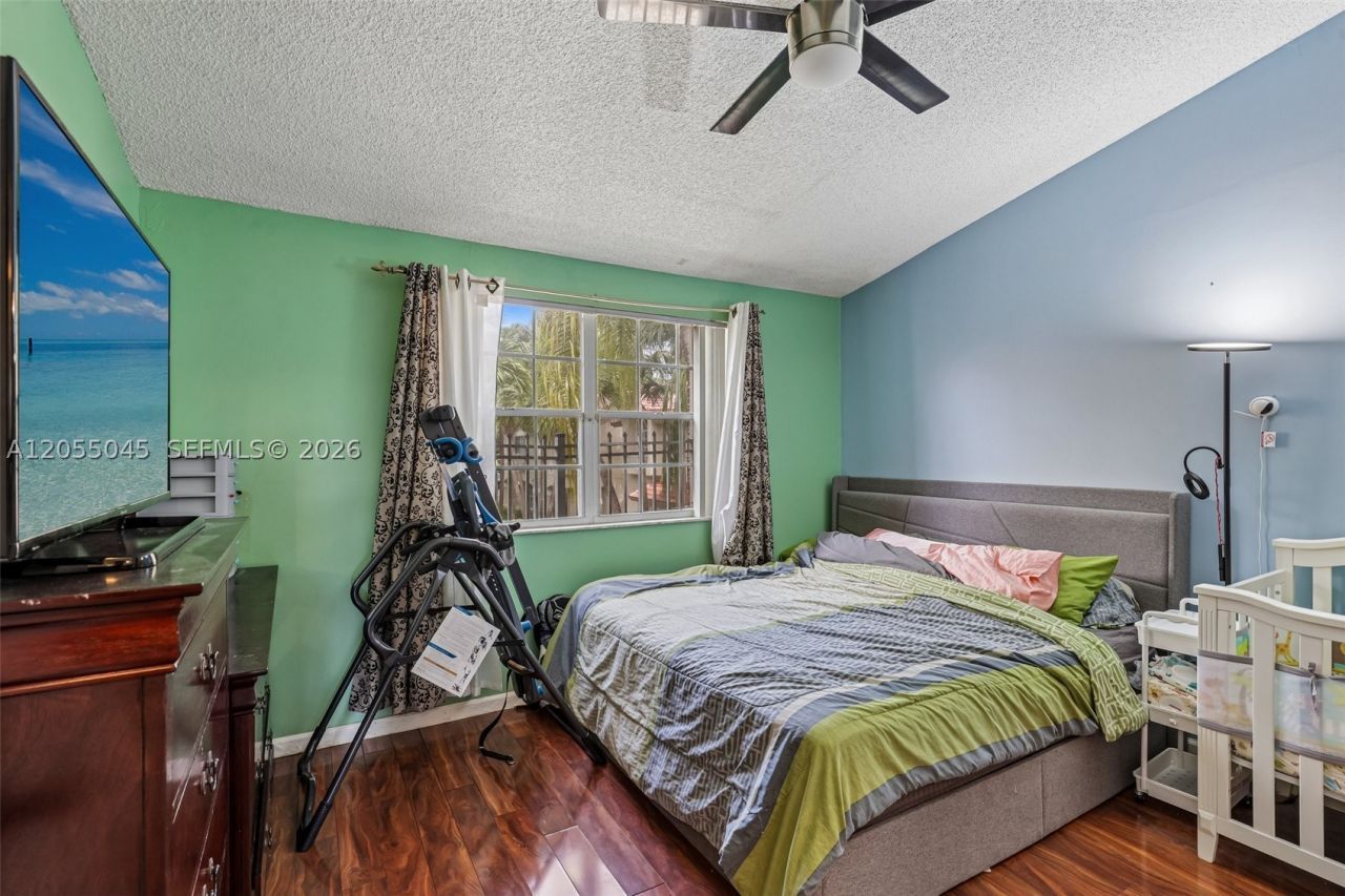 115 NW 108th , Pembroke Pines, FL 33026 Photo