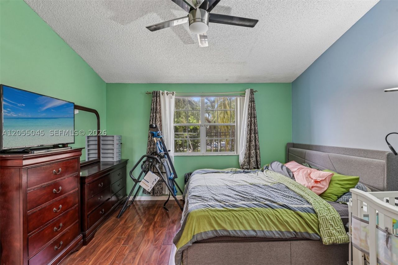 115 NW 108th , Pembroke Pines, FL 33026 Photo