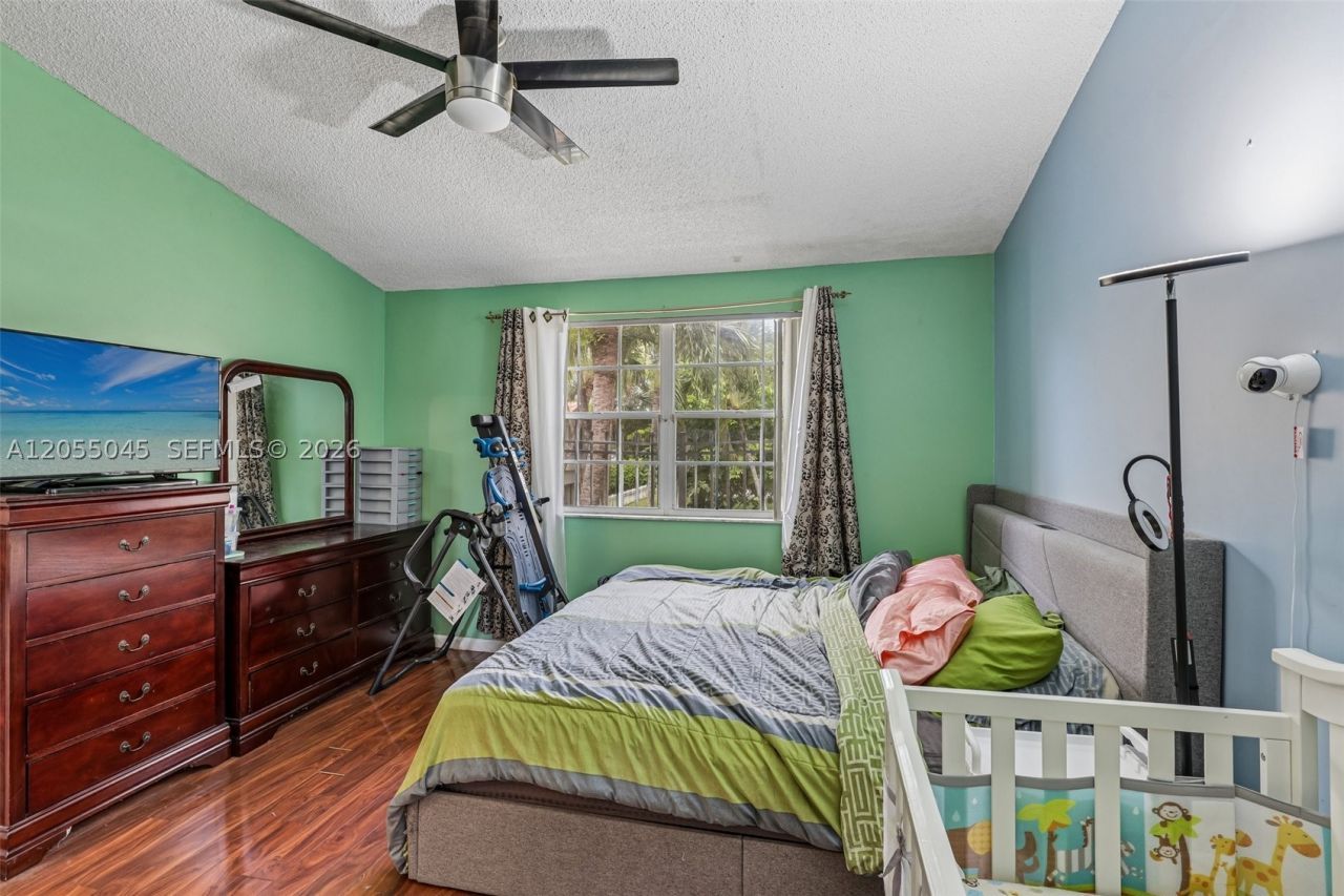 115 NW 108th , Pembroke Pines, FL 33026 Photo