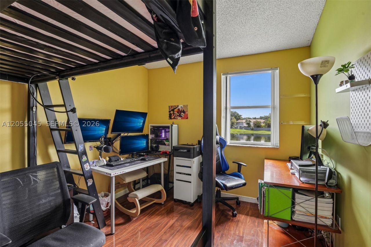 115 NW 108th , Pembroke Pines, FL 33026 Photo