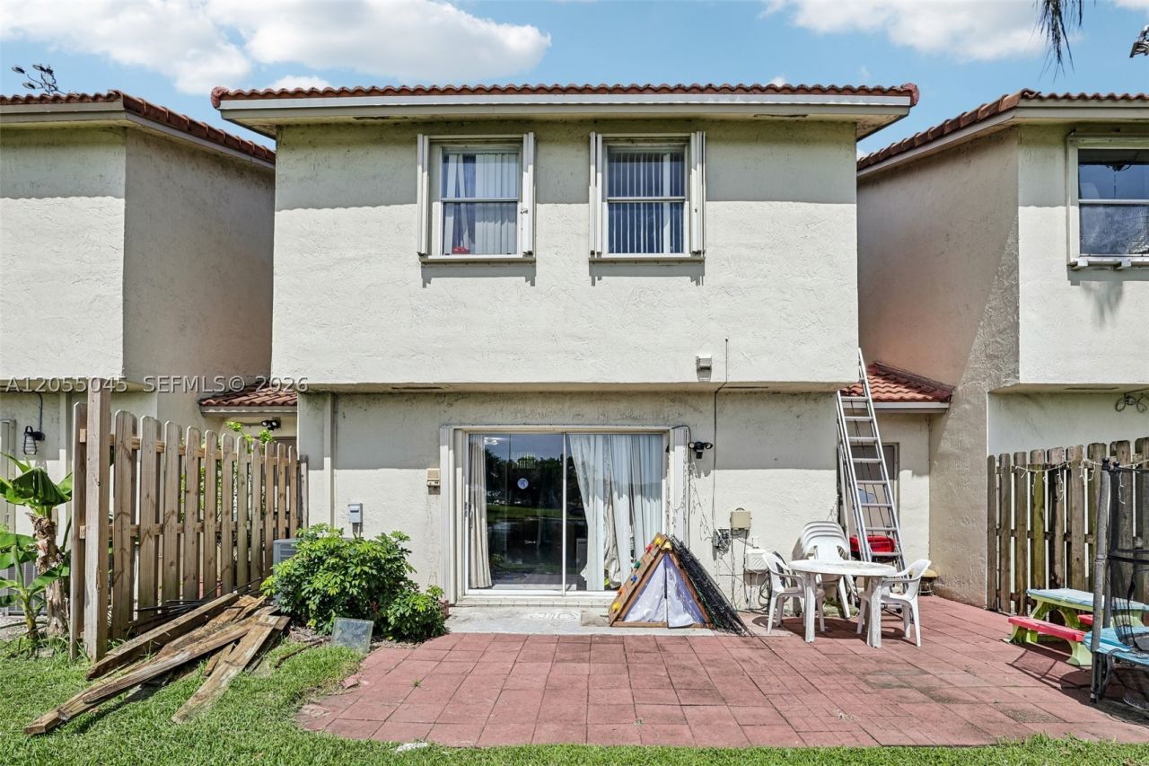 115 NW 108th , Pembroke Pines, FL 33026 Photo