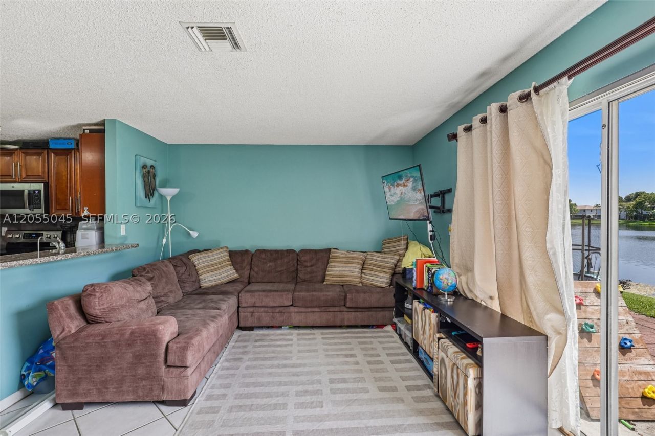 115 NW 108th , Pembroke Pines, FL 33026 Photo