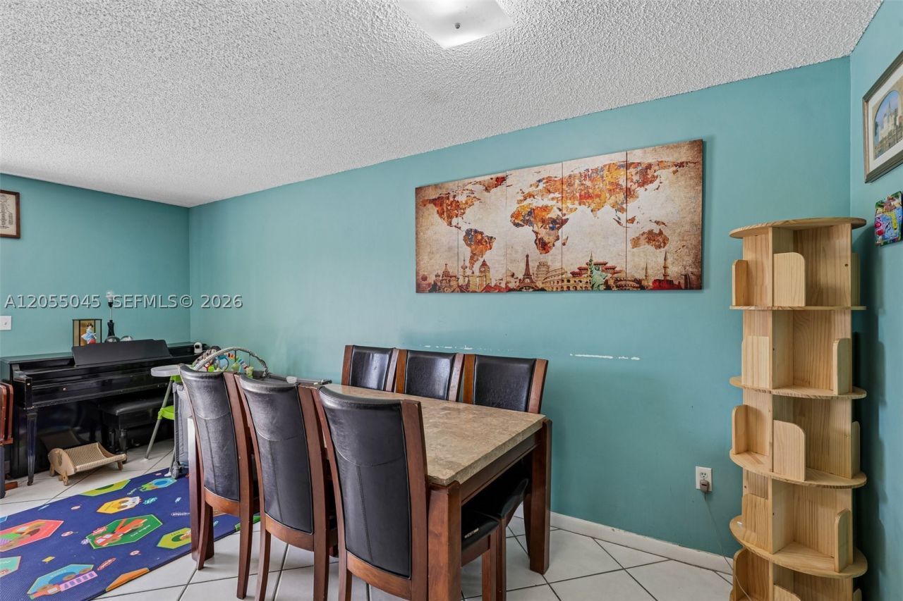 115 NW 108th , Pembroke Pines, FL 33026 Photo