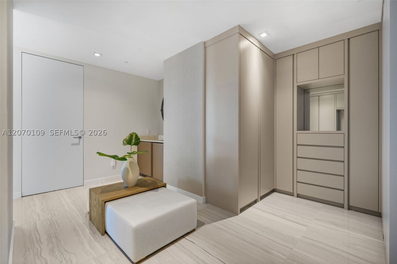 18975 Collins , Unit 600, Sunny Isles Beach, FL 33160 Photo