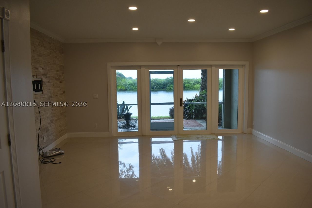 307 SW 120th , Pembroke Pines, FL 33025 Photo