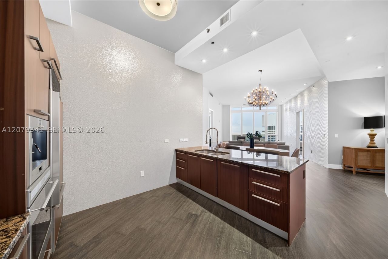 16001 Collins, Unit PH 4307, Sunny Isles Beach, FL 33160 Photo