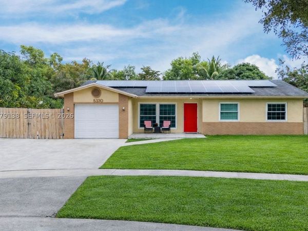 8330 NW 3rd, Pembroke Pines, FL 33024