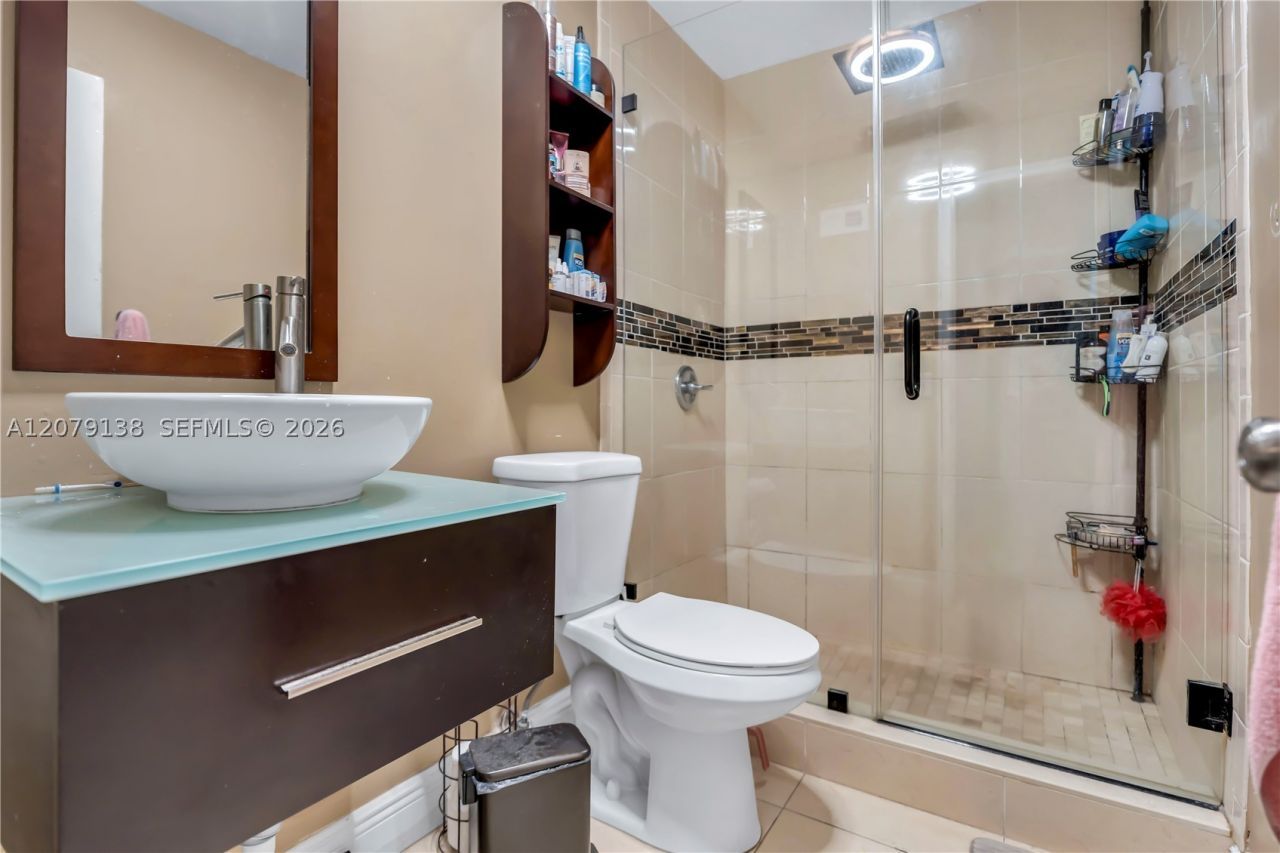 8330 NW 3rd, Pembroke Pines, FL 33024 Photo