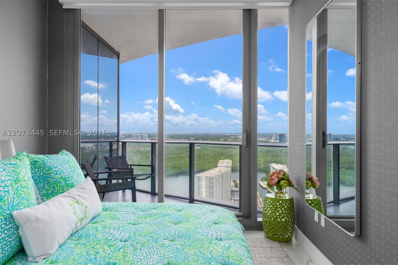 15701 Collins , Unit 3803, Sunny Isles Beach, FL 33160 Photo