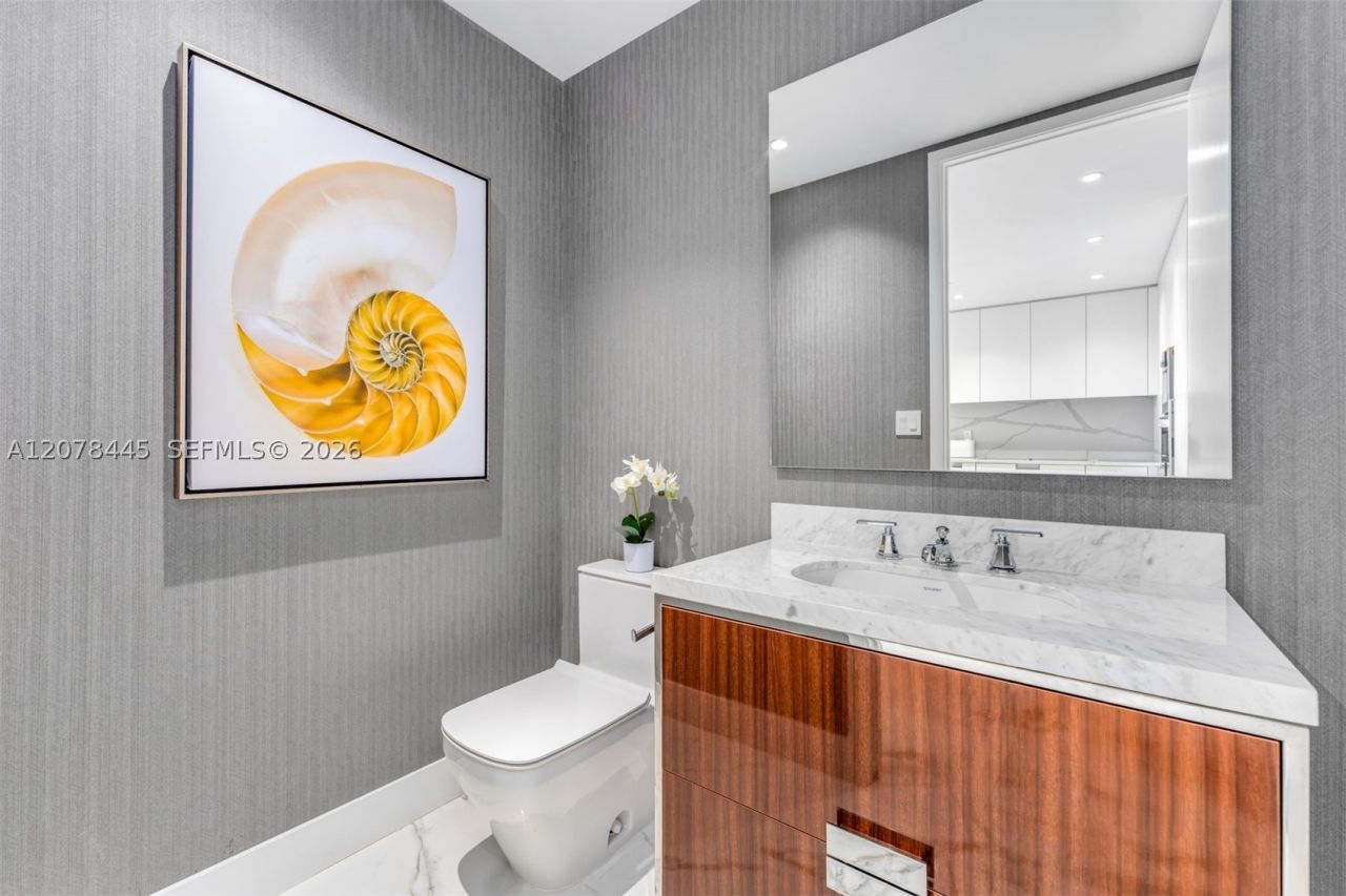 15701 Collins , Unit 3803, Sunny Isles Beach, FL 33160 Photo