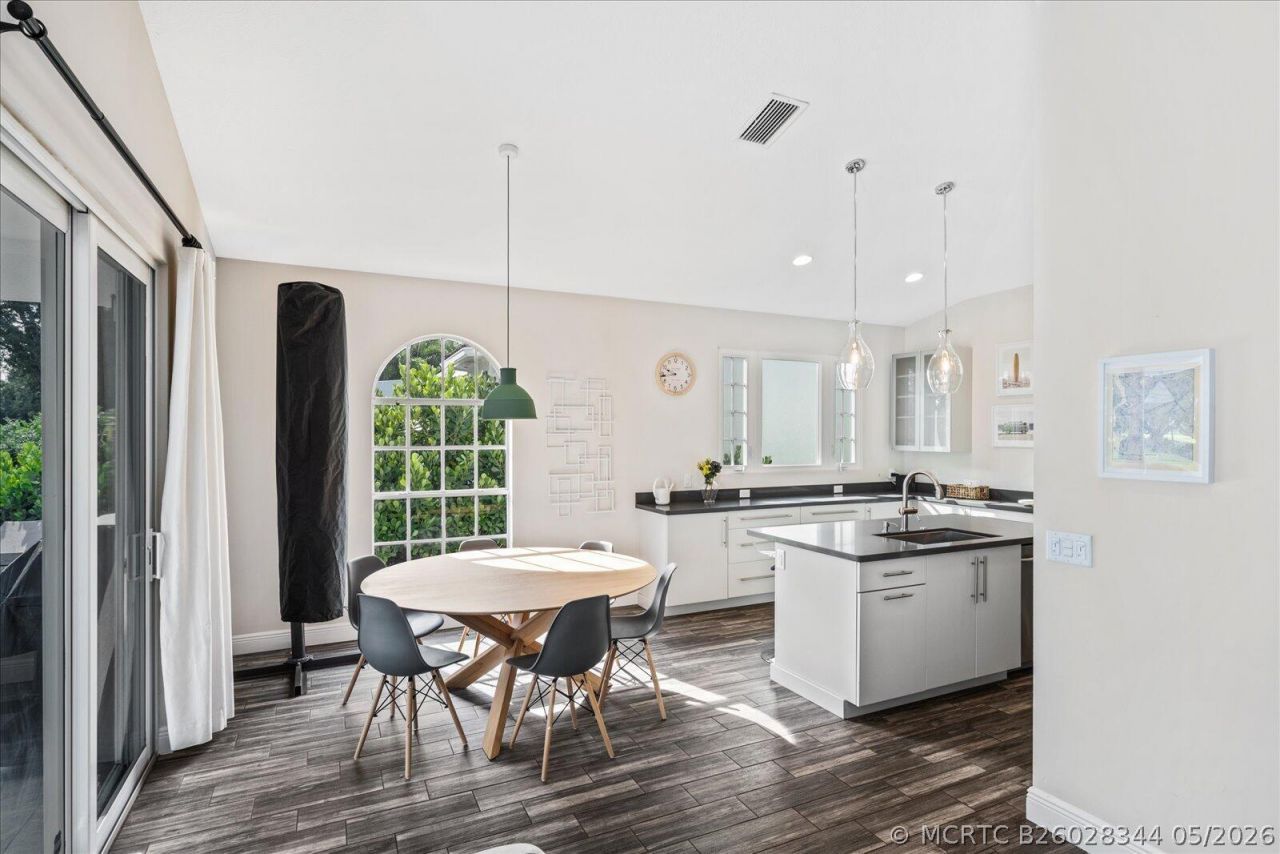 2466 Muir Circle , Wellington, FL 33414 Photo