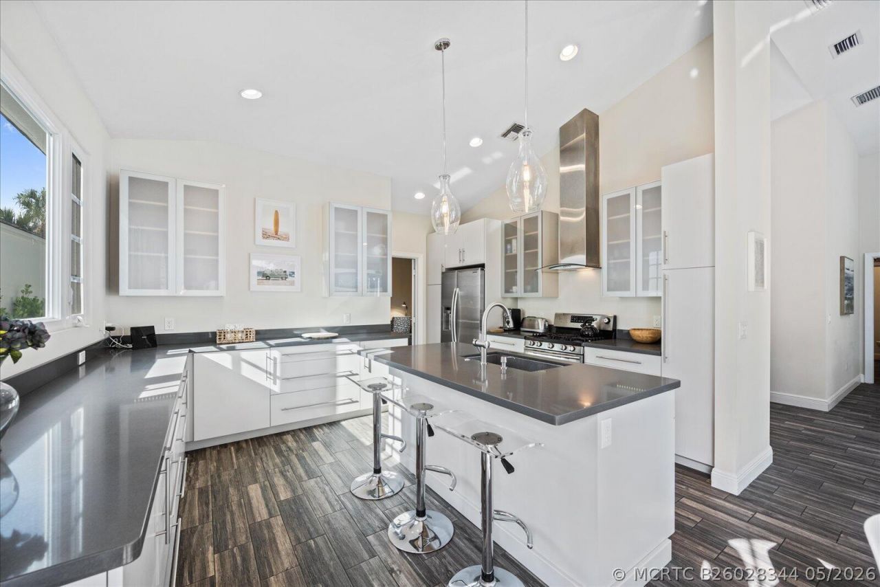 2466 Muir Circle , Wellington, FL 33414 Photo