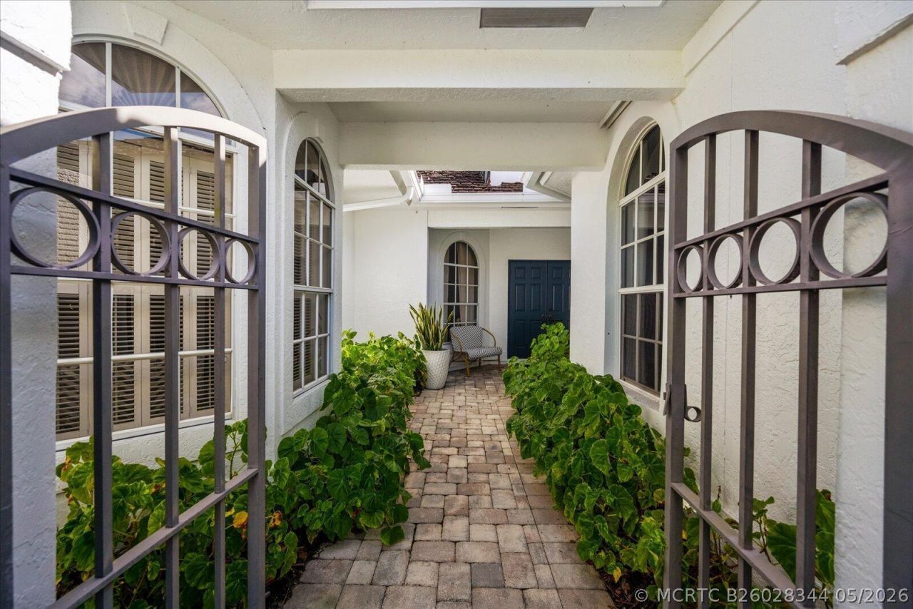 2466 Muir Circle , Wellington, FL 33414 Photo