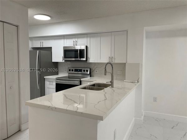 720 SW 111th , Unit 101, Pembroke Pines, FL 33025