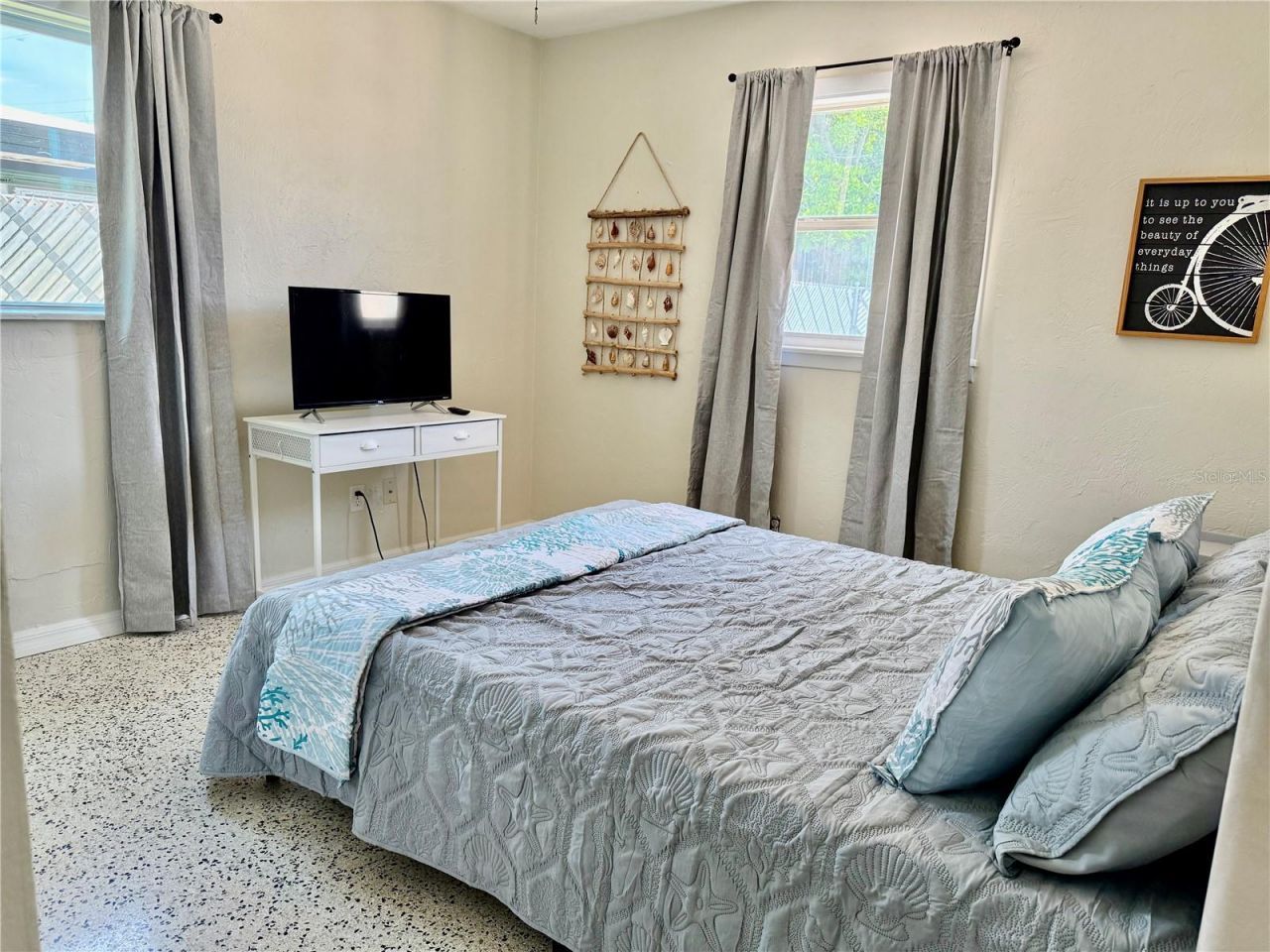 2941 Poplar Street , Sarasota, FL 34237 Photo