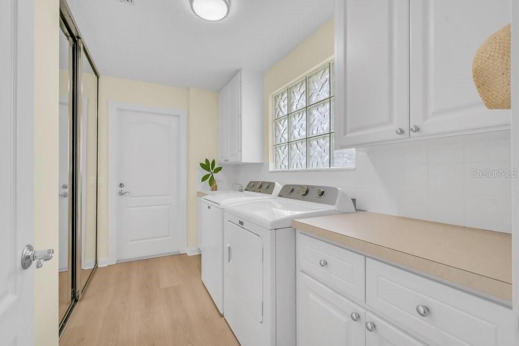 7564 Pesaro Drive, Sarasota, FL 34238 Photo