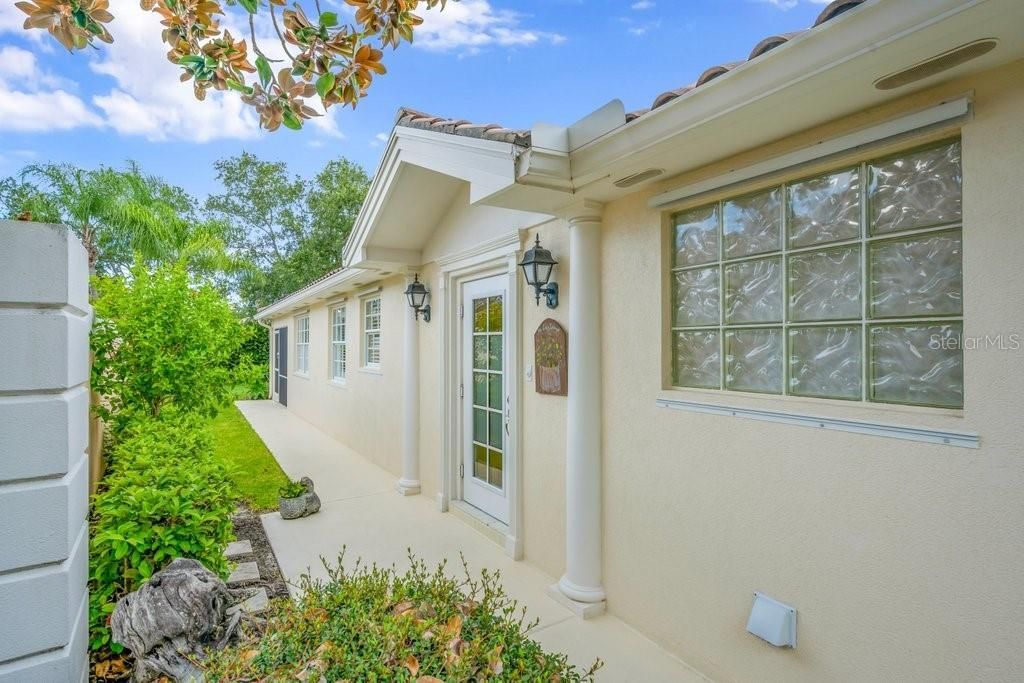 7564 Pesaro Drive, Sarasota, FL 34238 Photo
