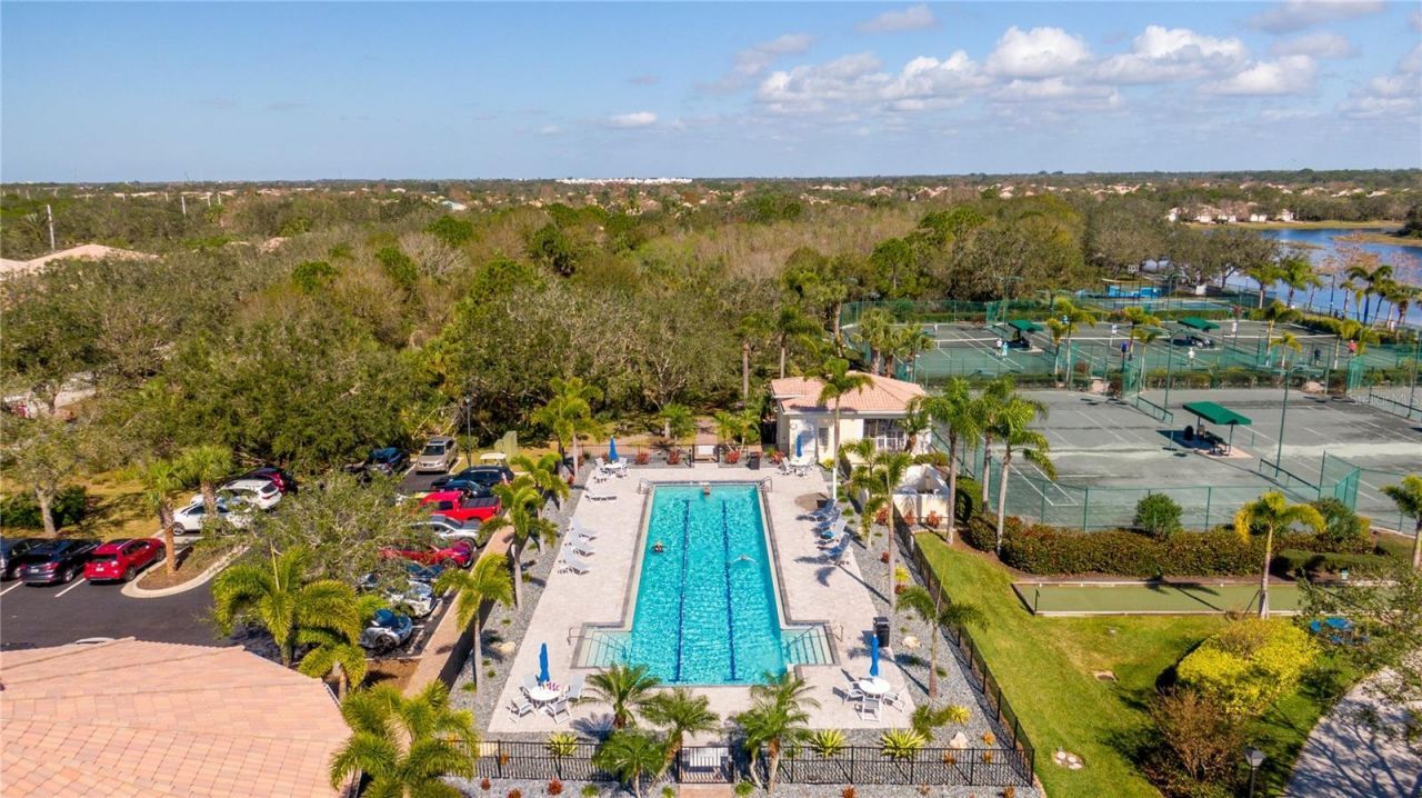 7564 Pesaro Drive, Sarasota, FL 34238 Photo