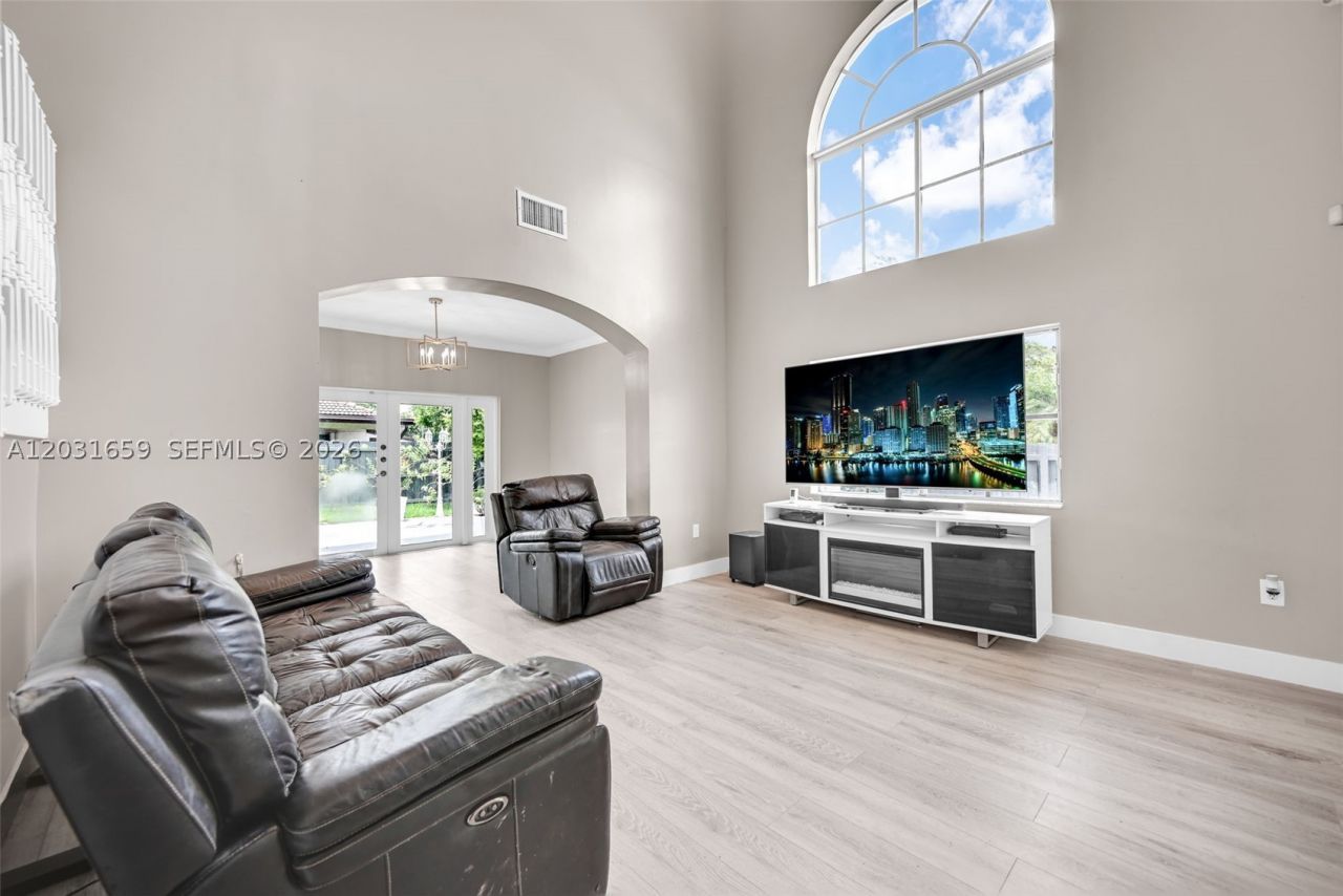 14402 SW 157th , Miami, FL 33196 Photo
