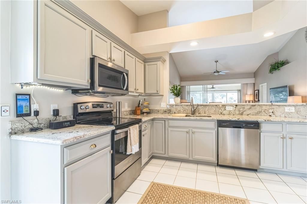 752 Wiggins Lake Dr , Unit 201, Naples, FL 34110 Photo
