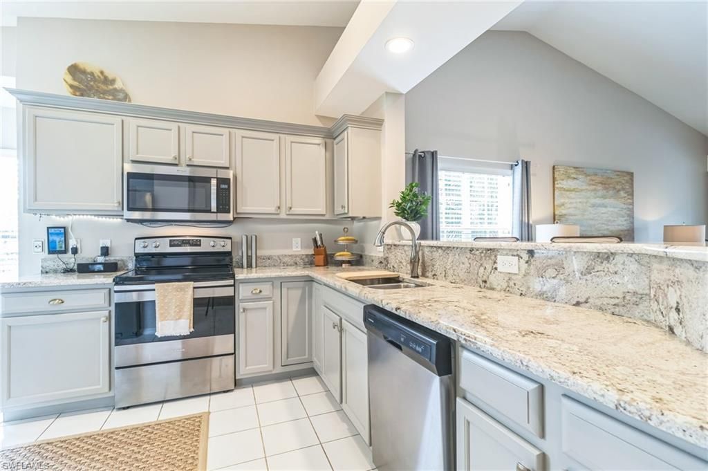 752 Wiggins Lake Dr , Unit 201, Naples, FL 34110 Photo
