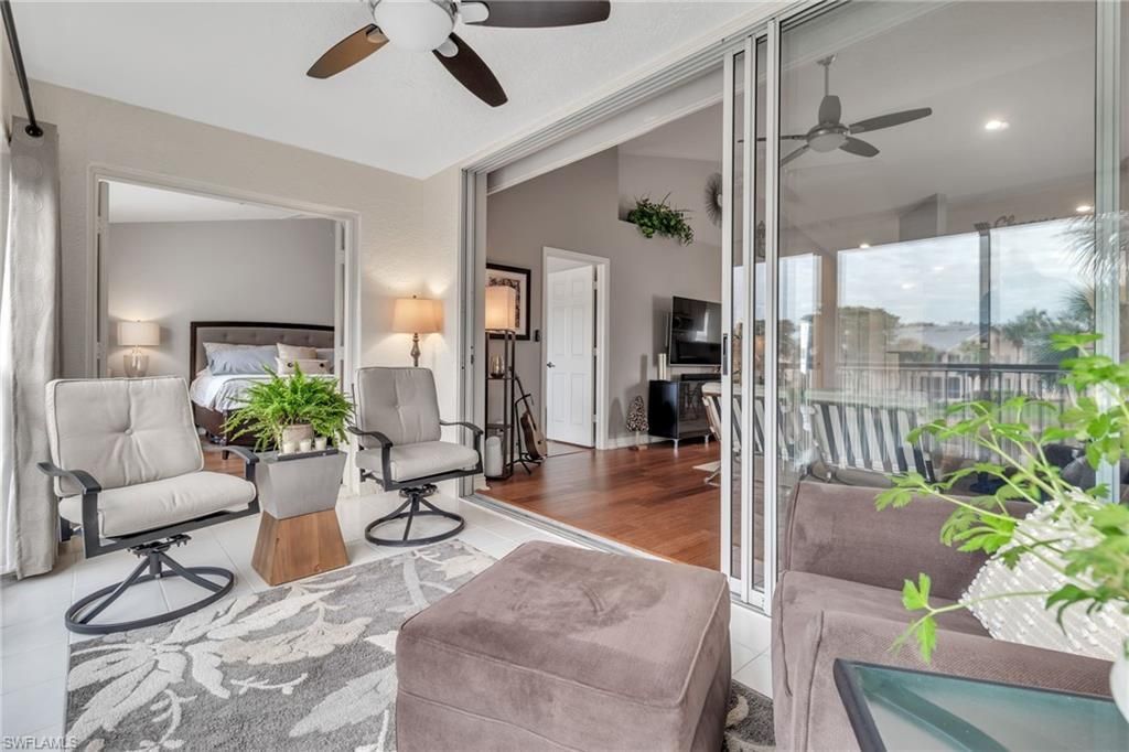 752 Wiggins Lake Dr , Unit 201, Naples, FL 34110 Photo