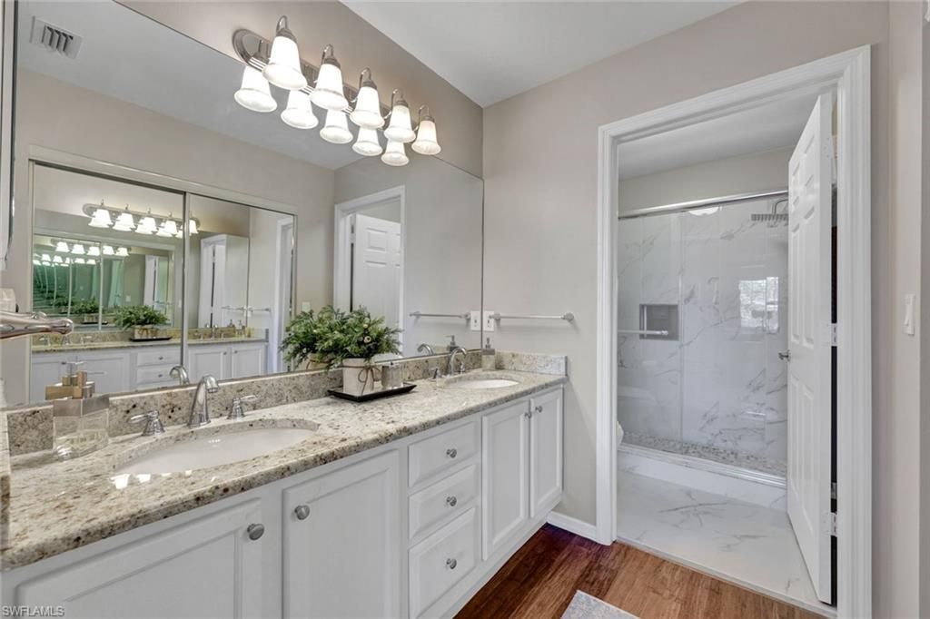 752 Wiggins Lake Dr , Unit 201, Naples, FL 34110 Photo