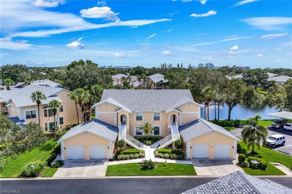 752 Wiggins Lake Dr , Unit 201, Naples, FL 34110 Photo